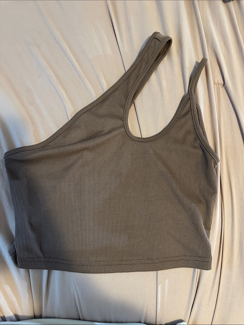 Asymmetric Ribbed Crop Tank - brown